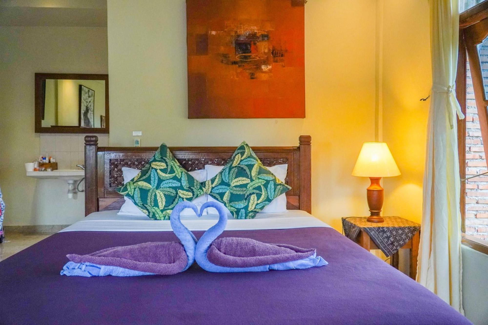 Nirwa 1 Ubud Guesthouse Exterior photo